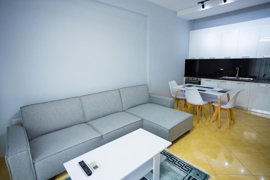 Apartment In Vlore Kejvi Zewnętrze zdjęcie